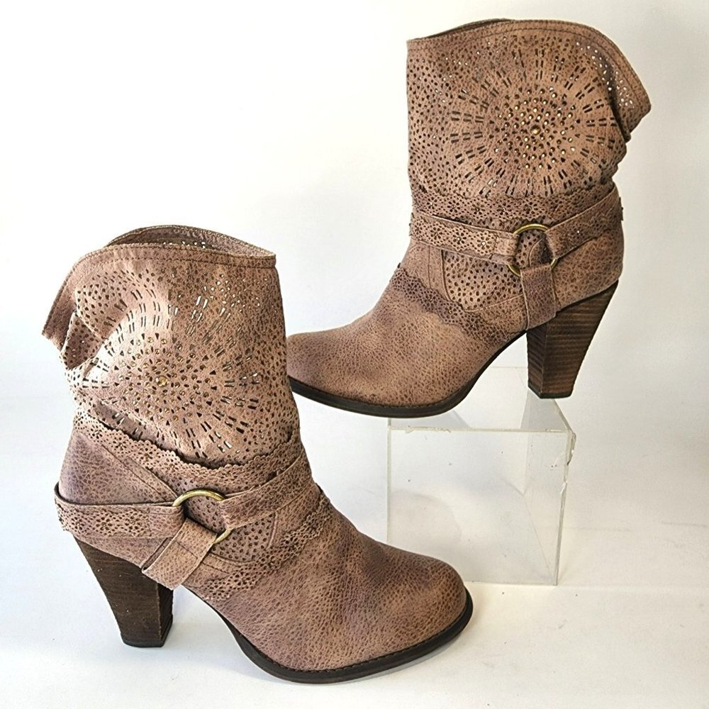 NOT RATED Tan Ankle Boots Size 11